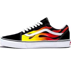 Vans - FLAME OLD SKOOL SHOE. Black low top. EUC Mens 5.5; Women’s 7.0